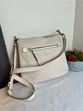 Coach Pebbled Leather Shoulder Bag in Cream with Gold Hardware